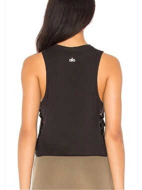 Alo Yoga The Cut Out Tank in Black, Small/ Medium